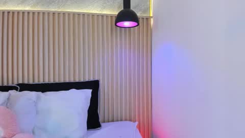 Profana Red online show from March 14, 2:18 pm