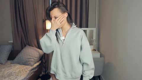 Sofi online show from January 9, 7:35 am