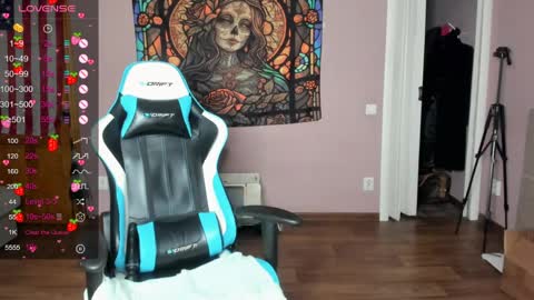 Di online show from April 10, 1:55 am