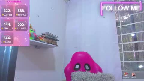 psique_naughty2 online show from January 7, 5:49 pm