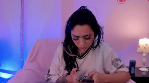 psycodoll online show from May 21, 1:20 pm