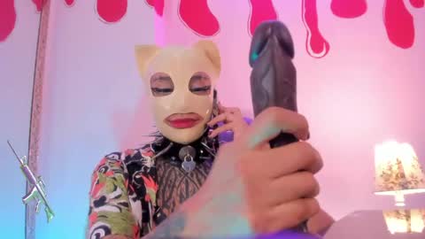 psycodoll online show from May 7, 2:21 pm