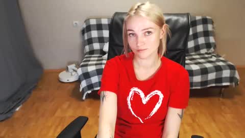Snapshot of puma_ma chatting on January 17, 2:28 pm Polly online show from January 17, 2:28 pm