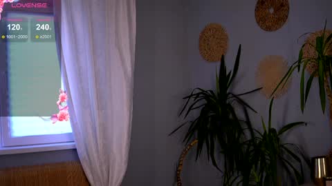 Emily online show from April 6, 4:46 am