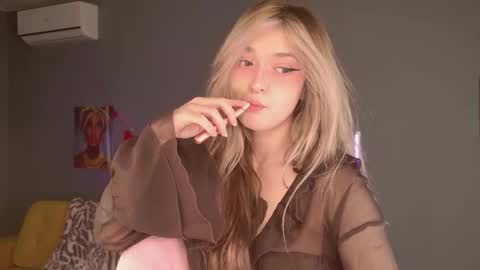 Bella online show from March 3, 5:35 am