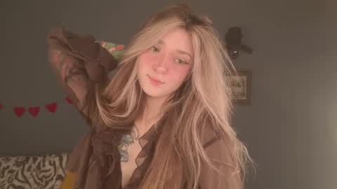 Bella online show from April 9, 6:19 am