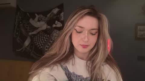 Bella online show from May 5, 5:27 pm