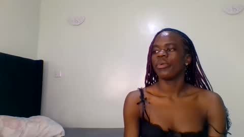 purple_honey1 online show from May 16, 7:35 pm