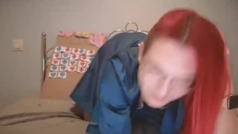 PurpleRainn69  Dina online show from January 29, 9:39 pm