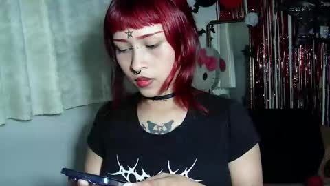 Katiux online show from November 12, 12:30 am