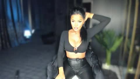 Snapshot of pussydollxx chatting on October 2, 9:09 pm Andreea online show from October 2, 9:09 pm