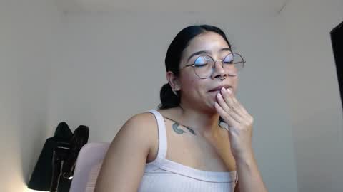 Izumi online show from November 11, 4:52 am