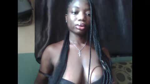 ora online show from May 23, 10:46 am