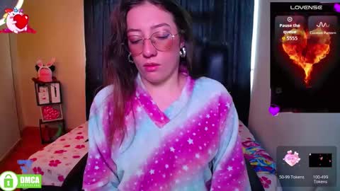 qadesh_boix online show from October 16, 6:10 pm