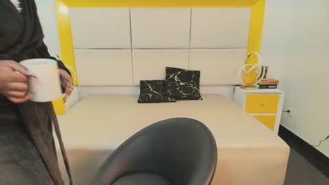 Shekoni  Schedule  700 - 1400 gtm-5 online show from November 13, 9:25 pm