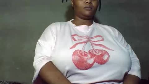queen2302 online show from April 29, 8:47 pm