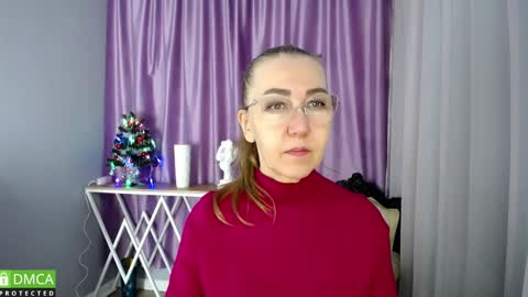 Snapshot of queen_a_n_i chatting on December 8, 7:37 am A N I Ill be here on December 1st online show from December 8, 7:37 am