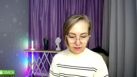 Snapshot of queen_a_n_i chatting on October 13, 11:46 am A N I Ill be here on December 1st online show from October 13, 11:46 am
