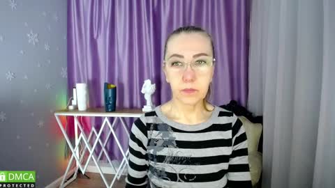Snapshot of queen_a_n_i chatting on February 23, 2:35 am A N I Ill be here on December 1st online show from February 23, 2:35 am