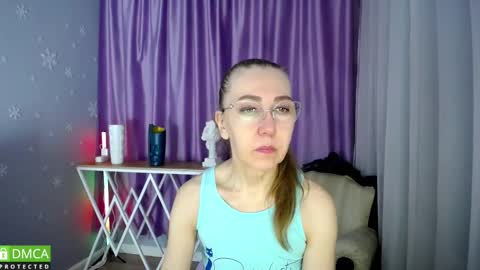 Snapshot of queen_a_n_i chatting on February 27, 7:34 am A N I Ill be here on December 1st online show from February 27, 7:34 am