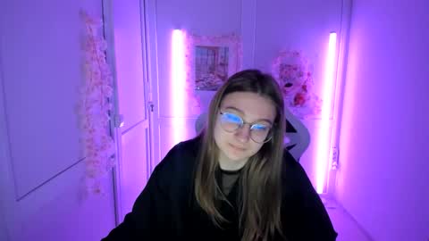 Amelie online show from May 20, 8:22 am