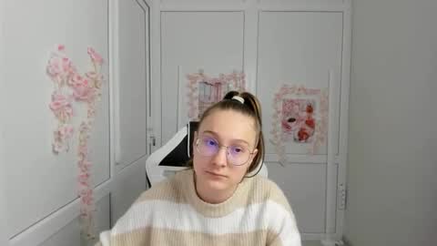 Amelie online show from May 26, 8:24 am