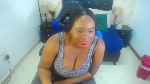 Queen online show from May 4, 3:43 am
