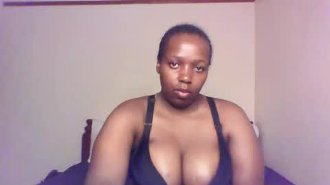 QUEEN online show from January 15, 4:40 am