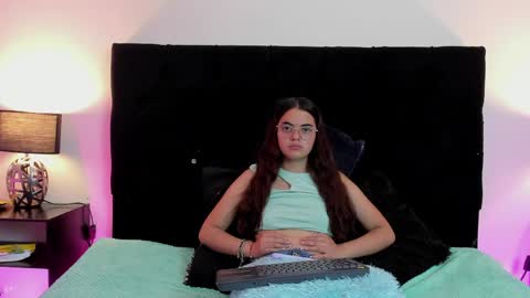 queen_misy online show from May 20, 9:34 pm