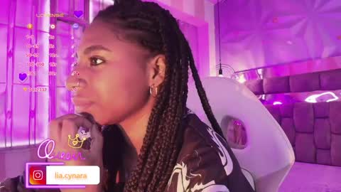   online show from May 12, 4:13 pm