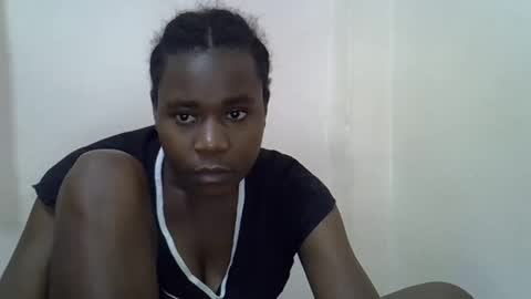 queen_sly online show from October 9, 1:59 pm