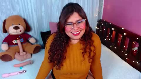 Queenamazon  online show from October 15, 10:34 pm