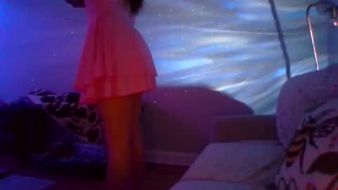 queenbee6269 online show from February 15, 8:02 am