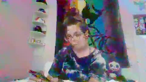 queenkriss97 online show from October 1, 10:59 pm