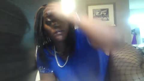 queenmarcaia online show from January 14, 8:52 am