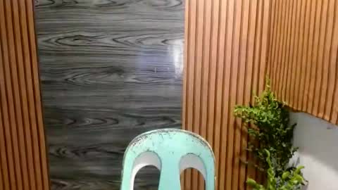 ELLA MAE online show from September 26, 11:41 am