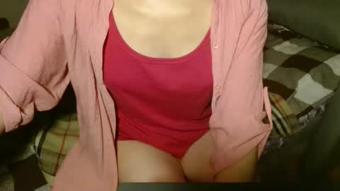 queenoftenderness online show from November 16, 6:52 pm