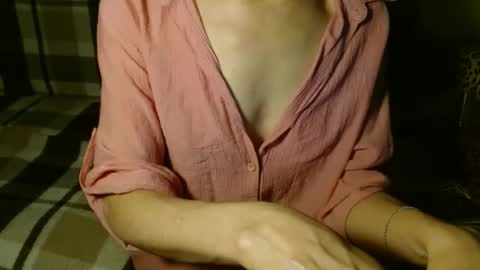 queenoftenderness online show from December 17, 6:42 pm
