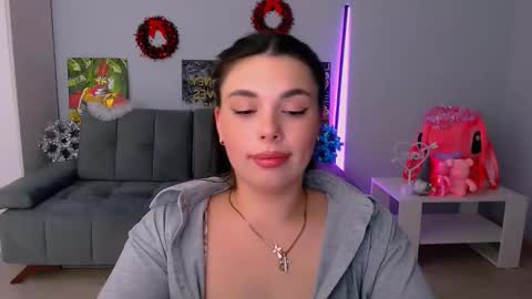 Patricia online show from December 2, 2:08 pm