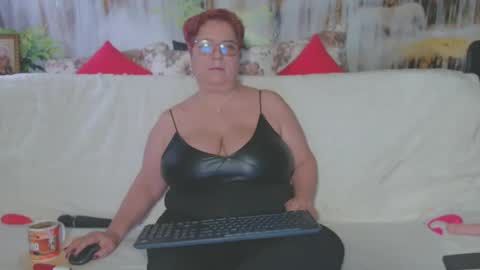 QueenPammy online show from January 27, 7:03 am