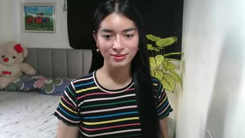 QueenPinay69 online show from October 10, 5:12 am