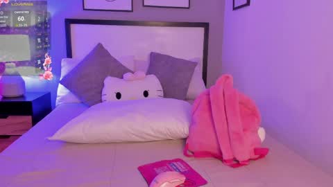 Queen Rose online show from April 8, 12:07 pm