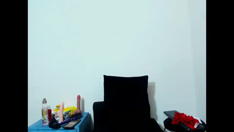 queenstarhyl online show from May 16, 12:02 am