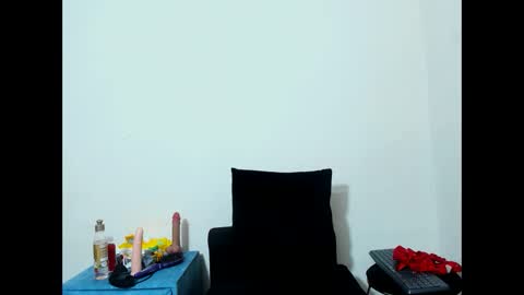 queenstarhyl online show from May 15, 11:07 pm