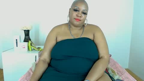 QUEENxJESSI online show from September 26, 4:26 pm