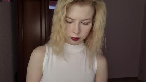 Tate online show from May 13, 6:19 am