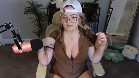 Bri online show from November 30, 2:38 am