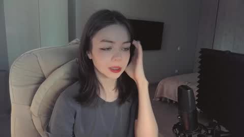 quietluxury online show from May 20, 12:02 pm