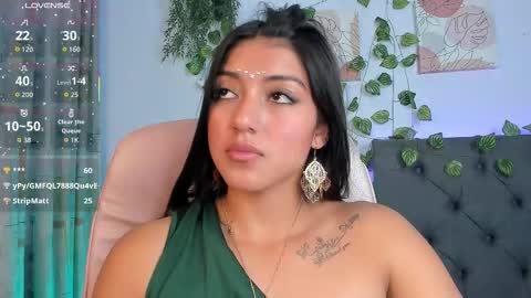    online show from October 31, 10:36 pm