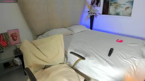 natalia  -  online show from April 28, 3:43 am